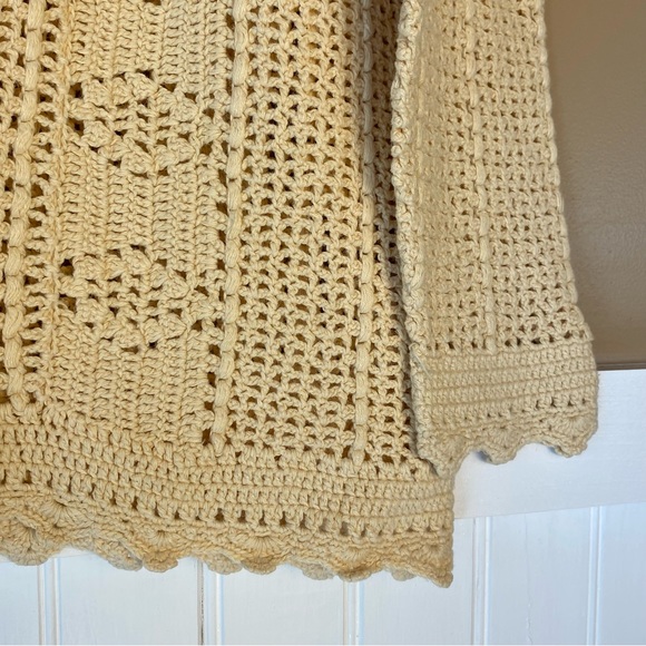 L.L. Bean Vintage golden beige linen & cotton crocheted sweater, size XL - Picture 4 of 8